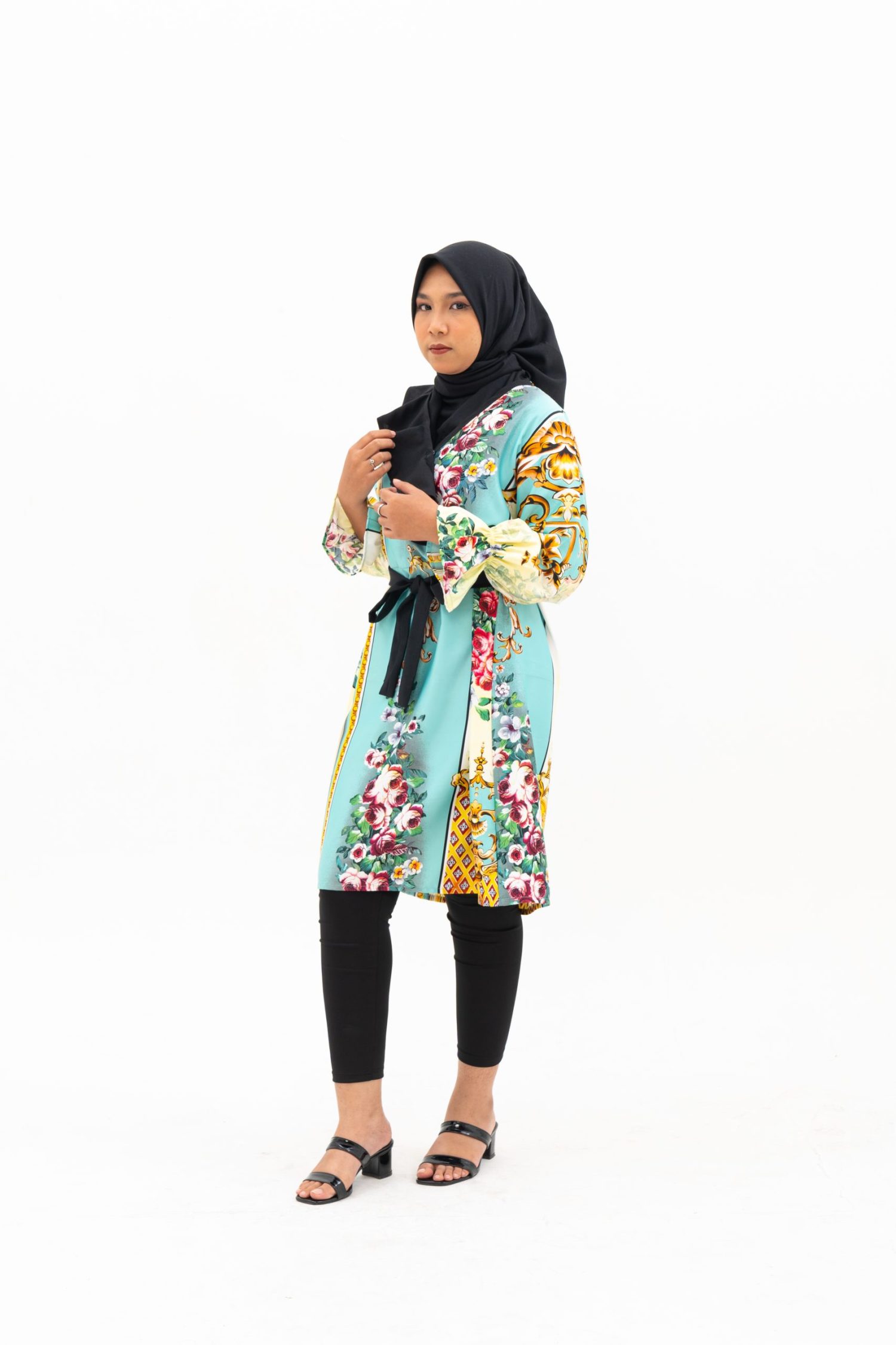 Larisa tunik silk motif bunga printed