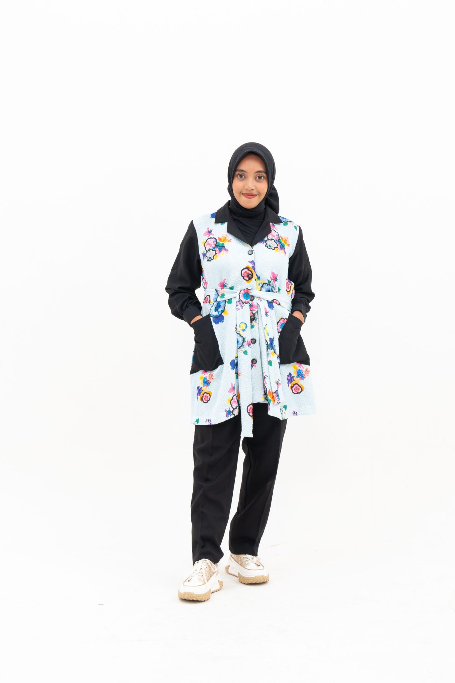 Lexy blouse katun emboss motif bunga