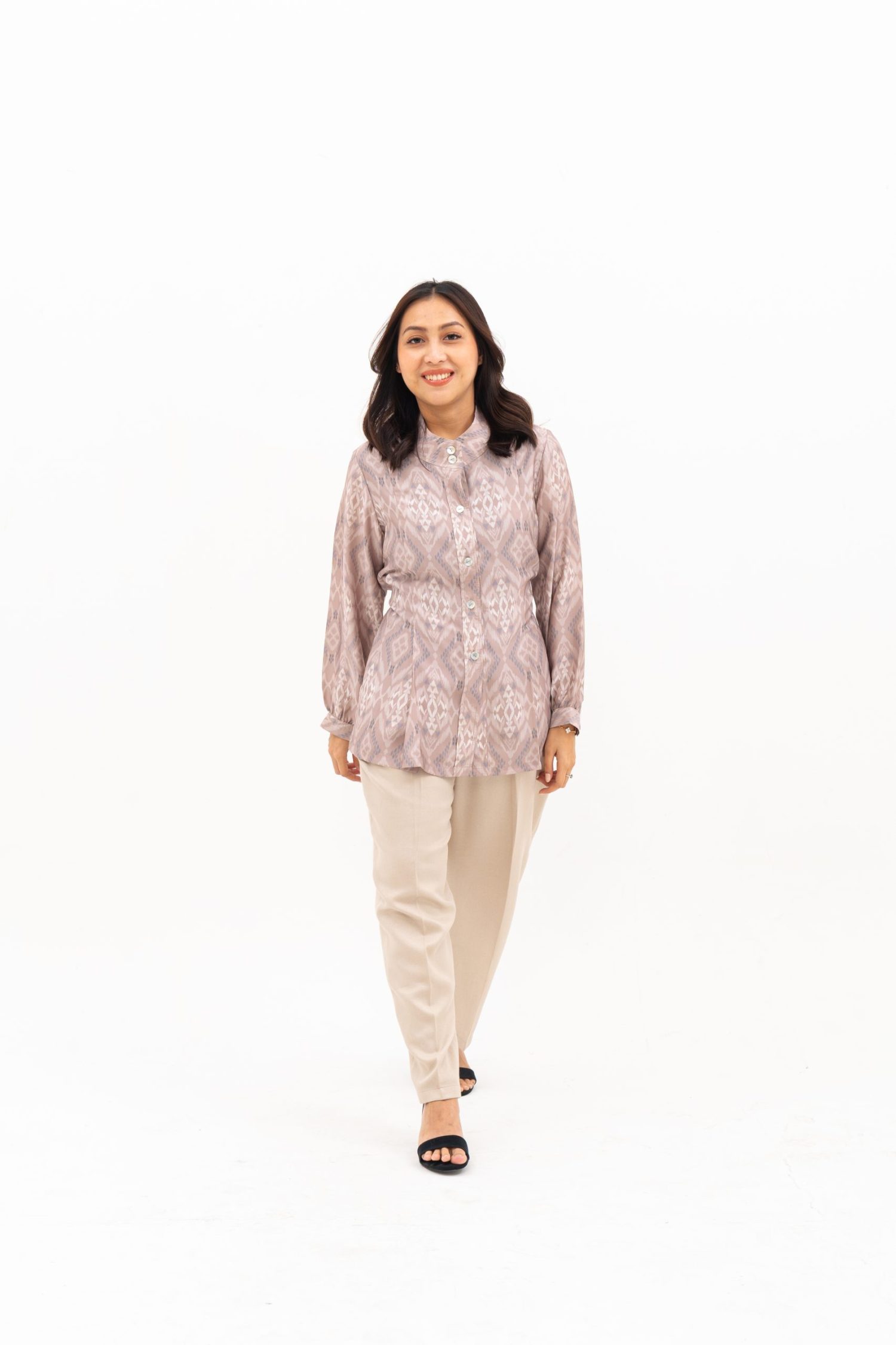 Zora blouse silk motif printed