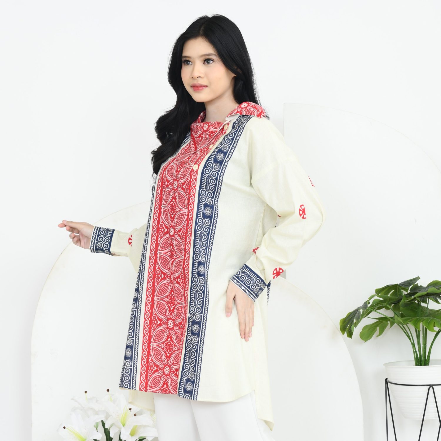 Azalia Tunik Katun Batik Modern