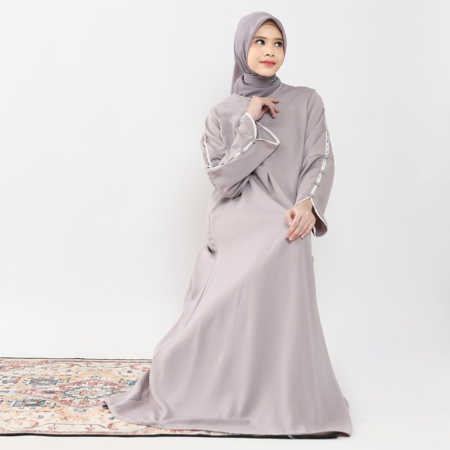 Ghamila Dress Katun Polos